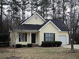 House For Rent in The Heart of Fuquay