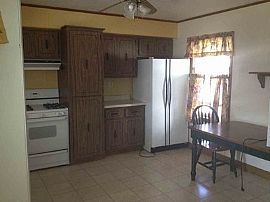 Title: Spacious 3bedroom 3bath Single Family Home in Great   Lo