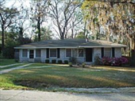 This Is a Large 3-4br/1.5ba Brick Home