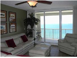 Luxuary Gulf Front 4br 3 Ba with Double Umbrella Beach