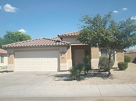  	warm and Inviting 4x2 Phoenix Home. All Appliances Included! 