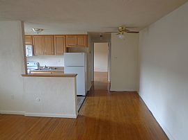 State St Minutes Away - Remodeled 1 and 2 Bedrooms