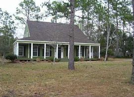 Very Attractive 3bedroom and 2bath Country Home Minutes to Mall