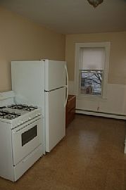  3 Bedroom, 2 Bath Updated Apartment in Manchester. Fresh Paint