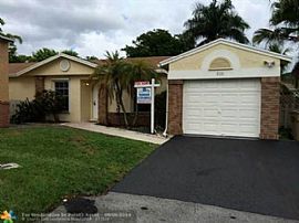 , 3 Bedroom, 2.5 Bath Home in The City of Davie.South Florida L