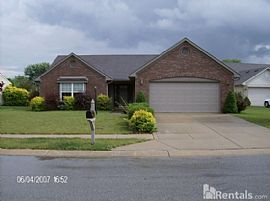  Beautiful Brick Front, 3 Br 2 Ba Ranch Style Home in Franklin 