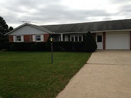 Newly Painted and Carpeted 3 Bedroom 2 Bath Ranch Home on Nearl