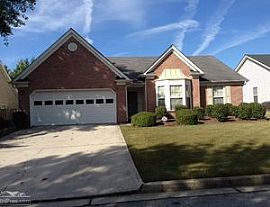  Awesome Lithonia 3 Br W. Fenced-In Yard
