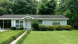 954 Delmar Dr, Mobile, Al 36606 Is Available For Move in Asap