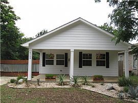 New Energy Efficient 3 Bedroom, 1.5 Bath Home Located in Dallas