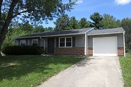 8522 New Field Ct, Indianapolis, IN 46231