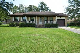 Four Bedroom House in Ladson