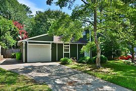 Cool Contemporary Style Home in Harbison Area of Nw Columbia