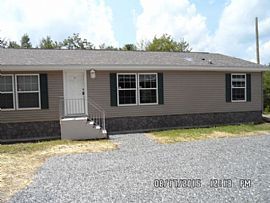 Come and Check Out This Great Home! 3 Bedrooms 2 Bath in a Frie
