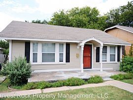 2820 Frazier Ave, Fort Worth, TX 76110
