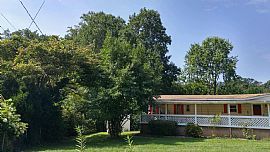 2br, 1ba- Quiet Wooded, Close to Town