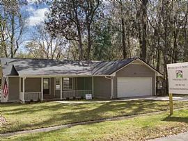 515 Stone House Rd, Tallahassee, FL 32301