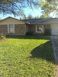 Great 4 Bedroom,2 Bath Home with Very Large Family Room in Back