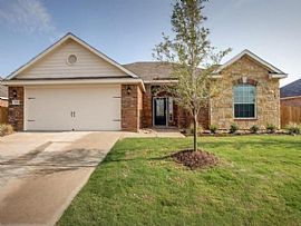 417 Winchester Dr, Celina, TX 75009