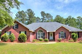  3235 Royal Colwood Ct, Sumter, Sc 29150 3 Beds 2.5 BatHS 2,094