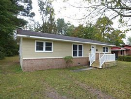 109a Arnold Rd, Jacksonville, NC 28546