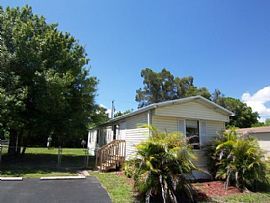 255 Stockton St, North Fort Myers, Fl 33903 2 Beds 2 BaTHS 840 