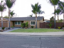10138 Selby Ct, Santee, CA 92071