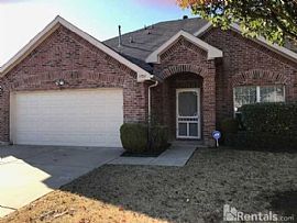 5707 Downs Dr, Fort Worth, TX 76179