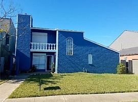 Recently Remodeled Single Family Home 3bd/3bth For Rent