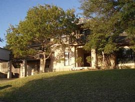 A 4 Bed and 3bath Up For Rent in Austin