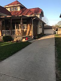 N 56th St Milwaukee, Wi 53210 Rent $600 and DEP $600