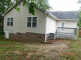 208 Charles Towne Ct, Columbia, Sc 29209 4 Beds 2 Baths