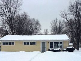 6098 Atwell Rd, Toledo, Oh 43613 Rent $550 and DEP $550