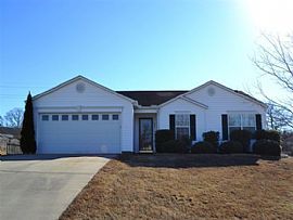 208 Winding Willow Trl, Taylors, SC 29687