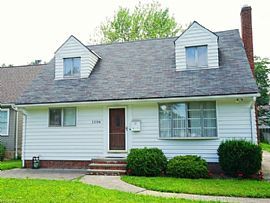 1306 Orchard Heights Dr, Mayfield Heights, OH 44124