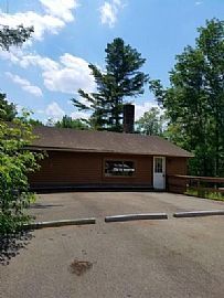 2533 Route 390, Canadensis, PA 18325