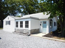 605 Pitney Rd, Absecon, Nj 08201 2 Beds 1 Bath 818 Sqft