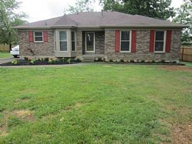 7802 Apple Valley Dr, Louisville, KY 40228