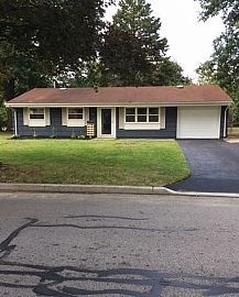 235 Clifton Rd, Toledo, OH 43607