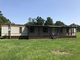 1404 Poticaw Bayou Rd, Vancleave, MS 39565