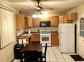 3 Beds 3 Baths For Rent