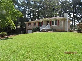 Well Maintained Home! Great Starter Home