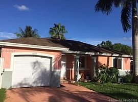 28437 Sw 135th Ave, Homestead, Fl 33033 The Rent IS $450
