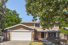 4bed 2.5baths at  1954 Northwood Dr Vacaville Ca 