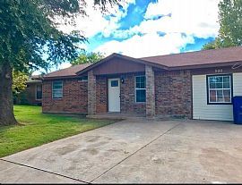 800 W Perry Dr, Mustang, Ok 73064 3 Beds 1 Bath 1,215 Sqft 
