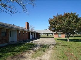 Experience Country Living But Stay Adjacent to Kaufman City.