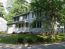 399 Lake Rd, Crownsville, MD 21032