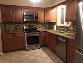 3 Beds 1.5 Baths For Rent 