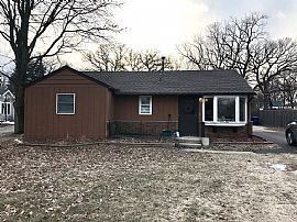 4736 Winchester Ave, Lisle,Il 60532 Contact/me 4063445061 