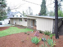 875 W 38th Ave Eugene, OR 97405